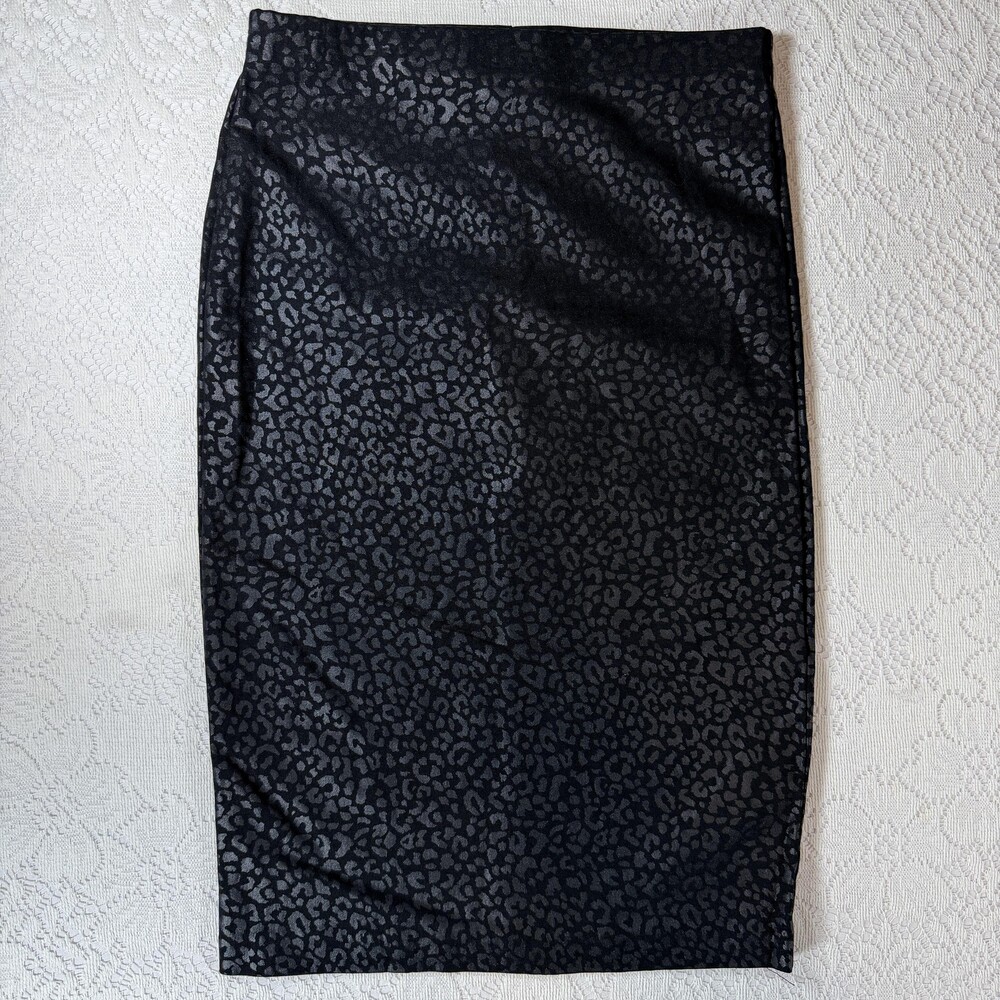 Joe B Skirt Juniors Small Black Animal Print Pencil Stretch Pull On Knee Length